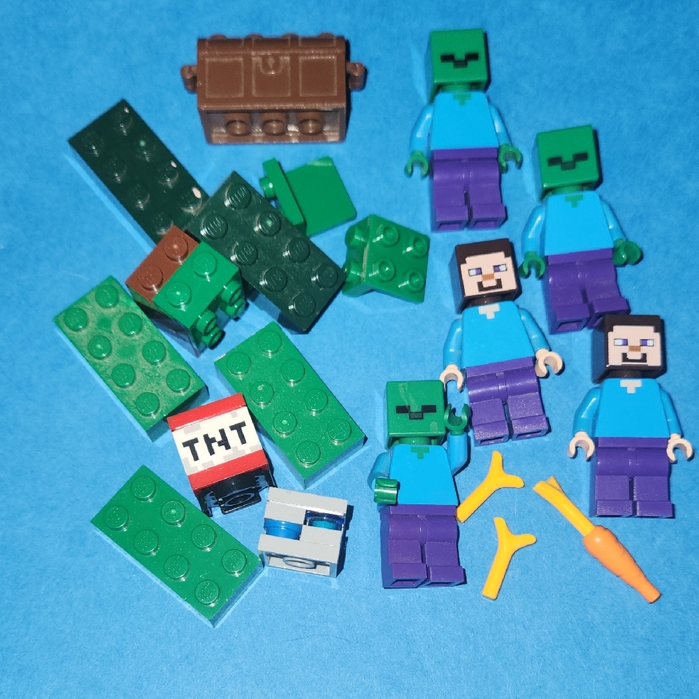 Lego Minecraft Building Blocks with Steve & Creepers Mini Figures